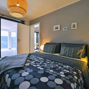 Vanilla I With Beautiful Seaview Apartment